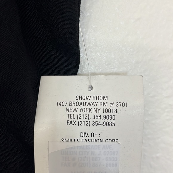 Mlle Gabrielle Womans Crop/capri Linen blend Black pants with embroidered hem 3X - Picture 9 of 16